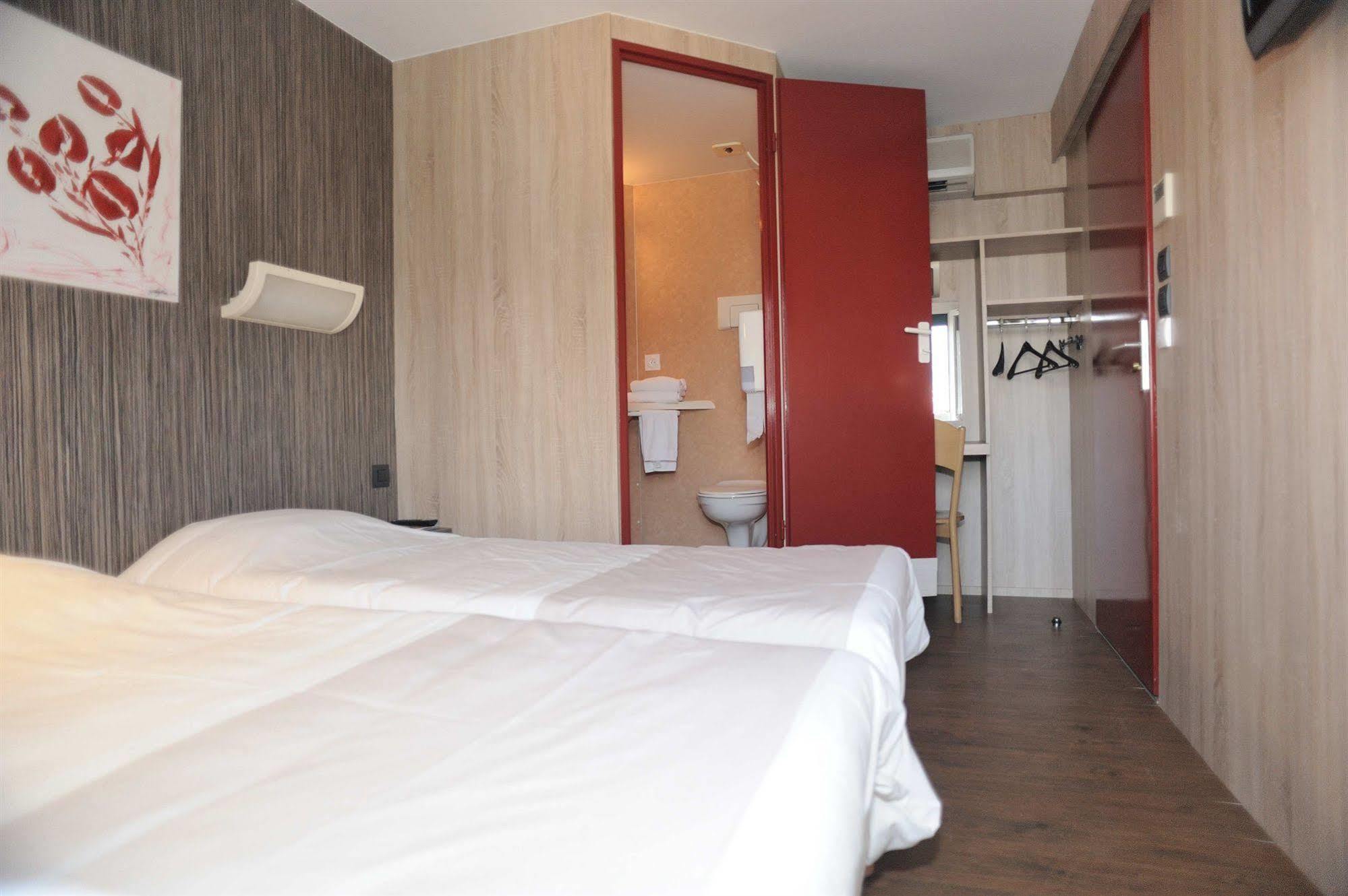 Hotel 4 Saisons Onet-le-Château Buitenkant foto