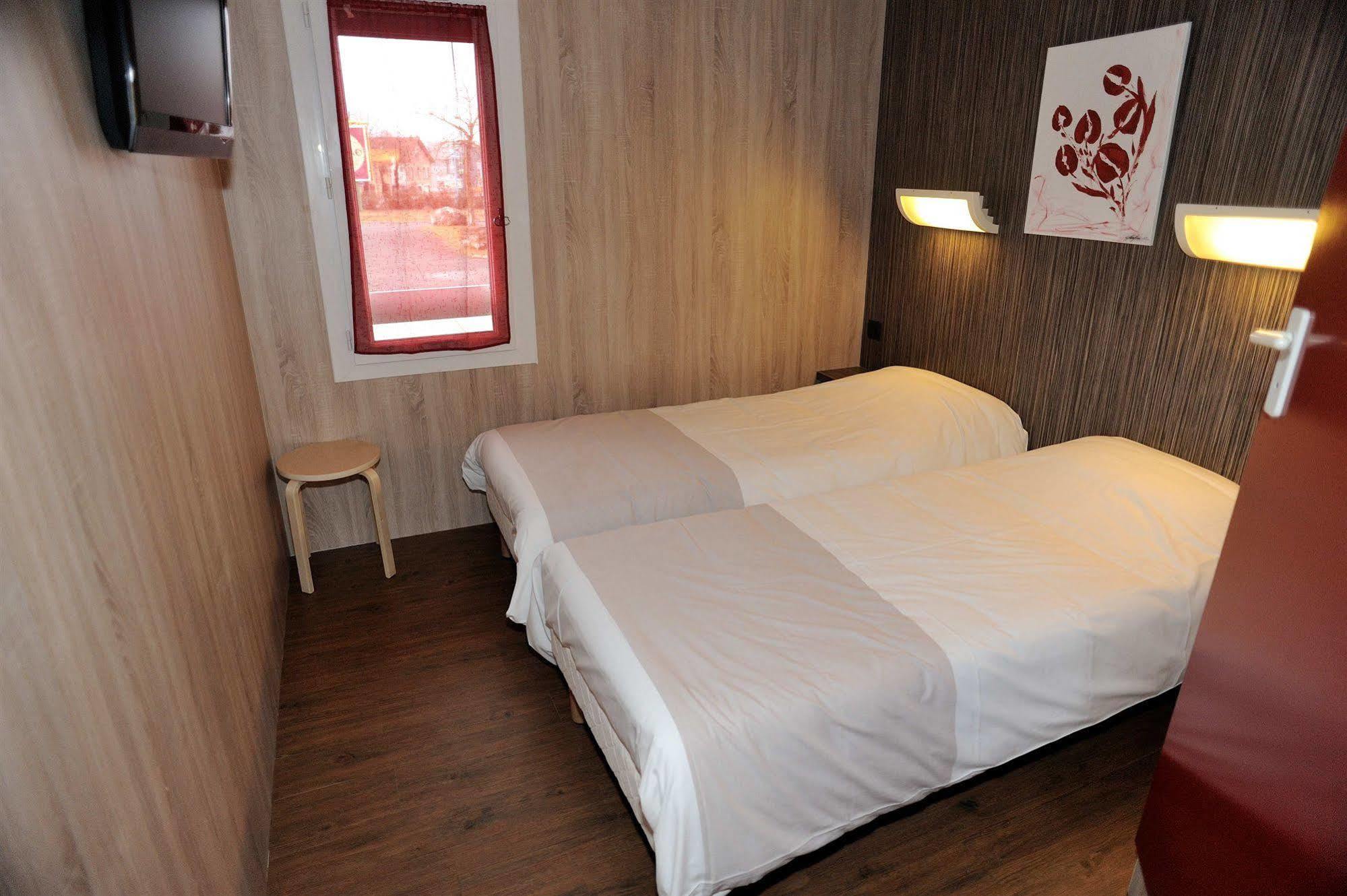 Hotel 4 Saisons Onet-le-Château Buitenkant foto